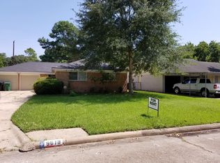 9618 Vogue Ln, Houston, TX 77080