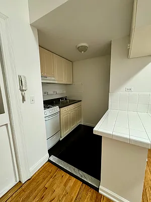 Rented by The Find NY | media 28