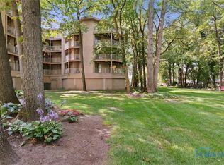 3407 Oak Alley Ct APT 209, Toledo, OH 43606