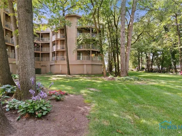 3407 Oak Alley Ct APT 209, Toledo, OH 43606