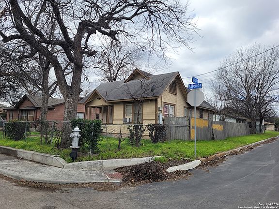 3rd image of 1403 Allende Dr