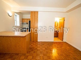 25-66 12th St #F2, Astoria, NY 11102