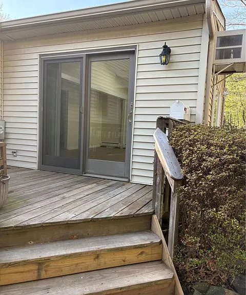54 Old Brook Rd — Photo 2