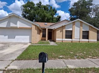 1235 Lacey Oak Dr, Apopka, FL 32703
