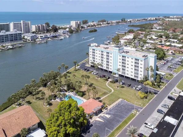 10216 Regal Dr APT 708, Largo, FL 33774