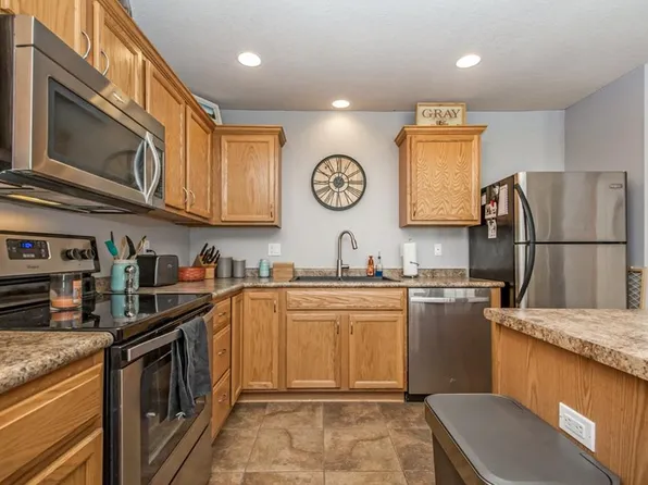 3007 SW Sharmin Ln, Ankeny, IA 50023