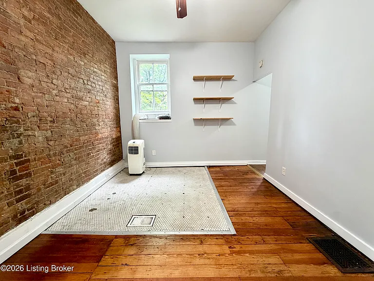 1245 S 1st St #4 — Photo 2