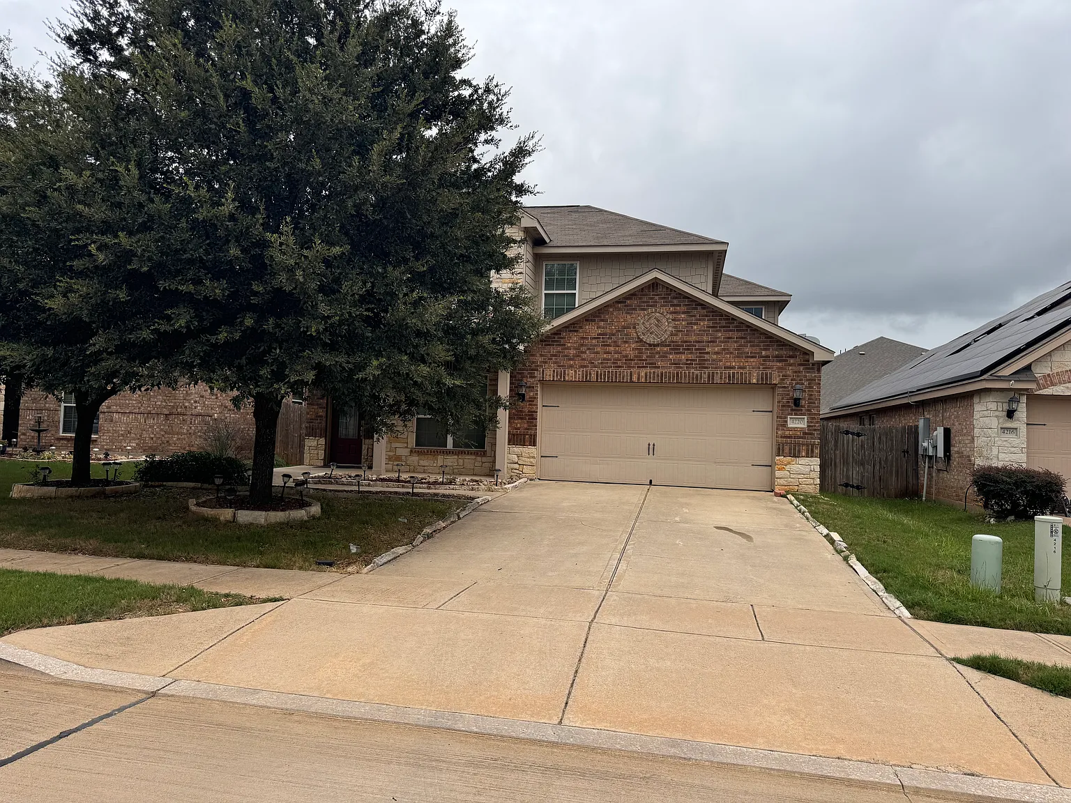4 bed, 2865 sqft, $2,650 — Photo 3