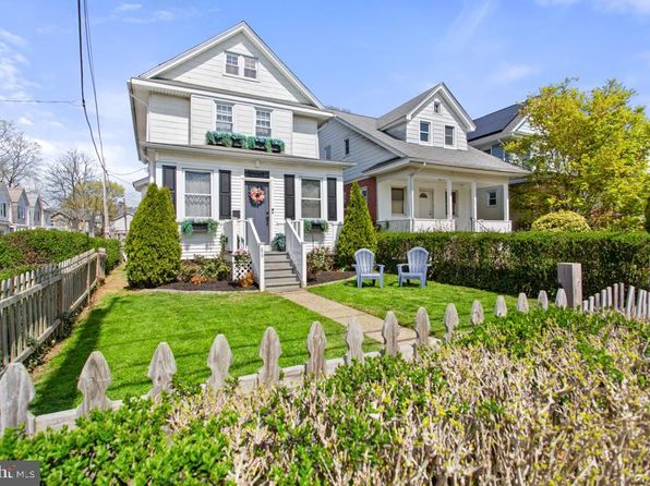 86 Greenfield Ave, Ardmore, PA 19003