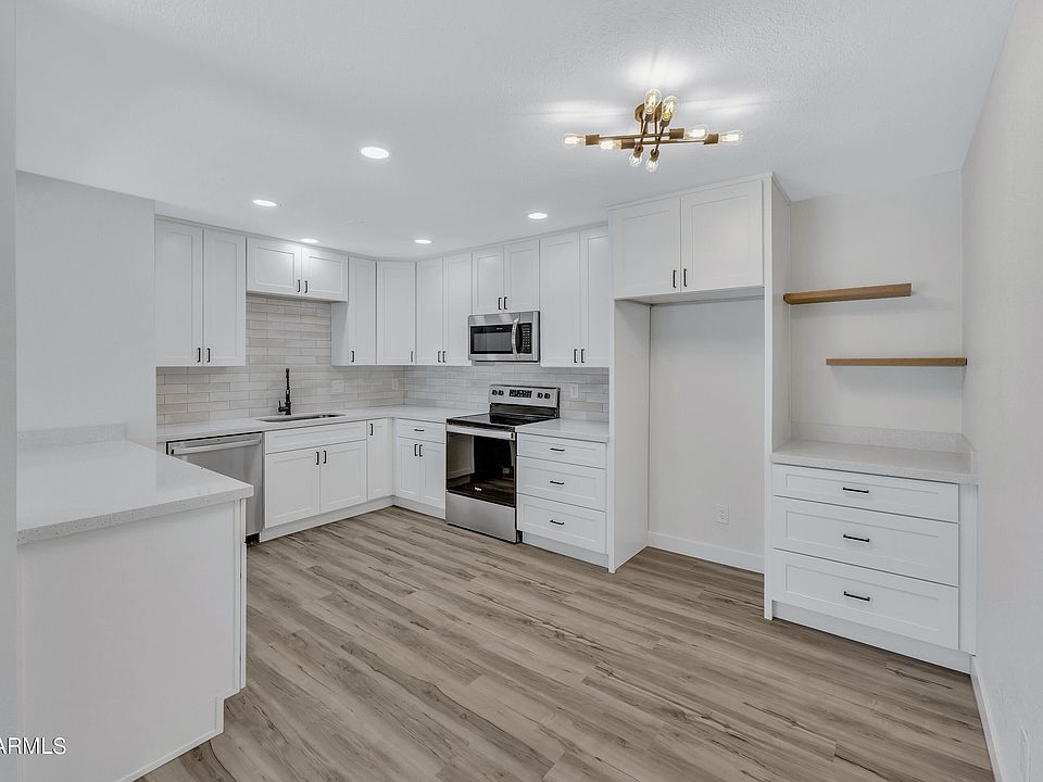 1st image of 5733 N 69TH Avenue N