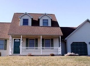 1370 Memory Ln, Chambersburg, PA 17201