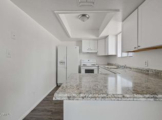 719 E Roeser Rd APT 201, Phoenix, AZ 85040