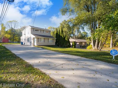 4281 Marcus Rd, Waterford, MI, 48329