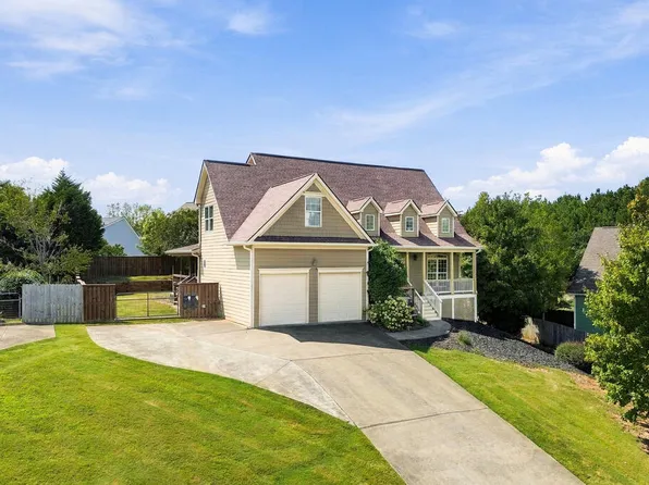 424 Arbor Hills Rd N, Talking Rock, GA 30175