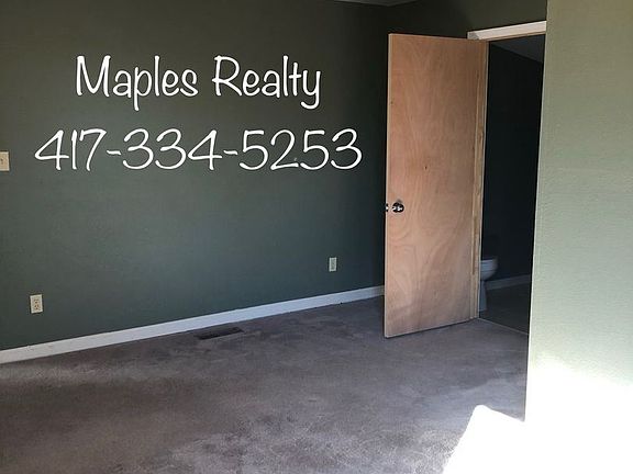 2nd image of 2466 Montague Ln