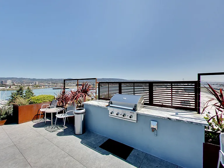 Panomar Luxury Apartments — Photo 58