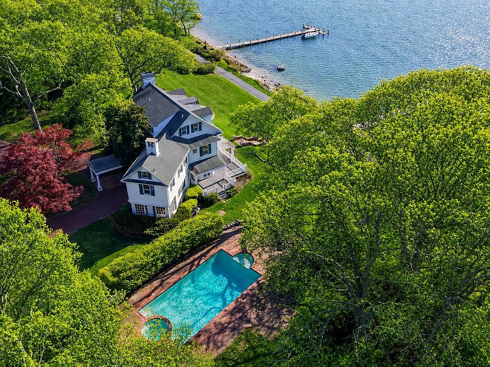 1st image of 6 Harbor Ln