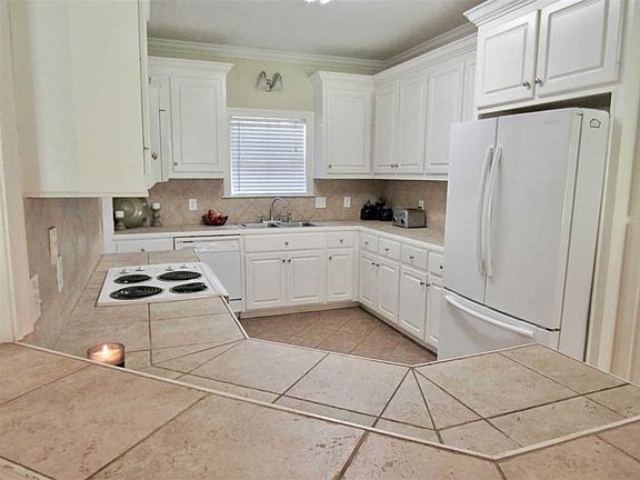 5th image of 101 Deer Creek Dr