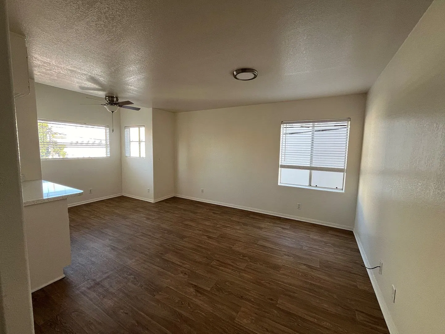 2br/2ba apartment home located in East San Diego with one parking spot — Photo 4