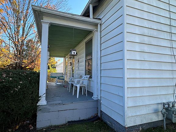 4th image of 118 Glen Oak Dr