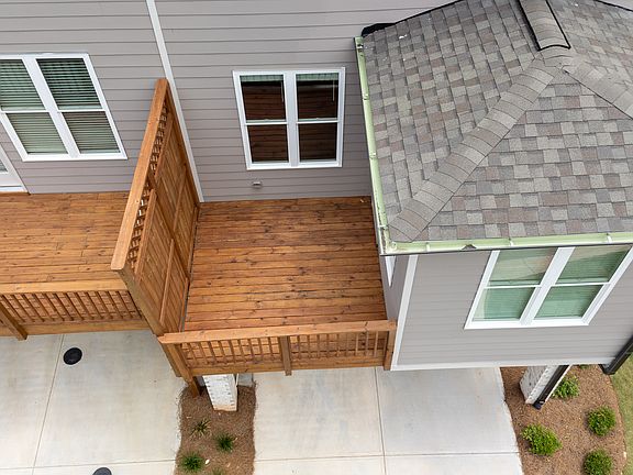 Deck with Privacy Fence