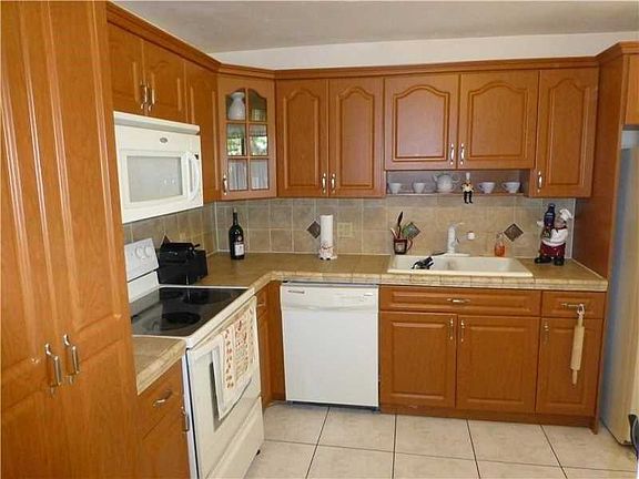 2nd image of 16551 Blatt Blvd APT 202