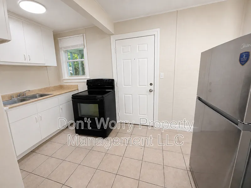 2 bed, 1.0 bath, 640 sqft, $1,100 — Photo 3