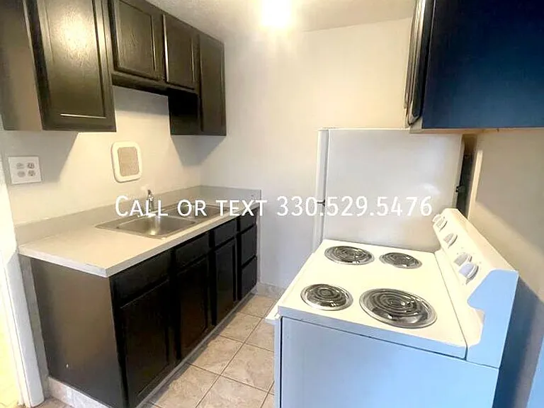 Concord House Apartments — Photo 41
