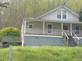253 Lawson Dr, Rose Hill, VA 24281