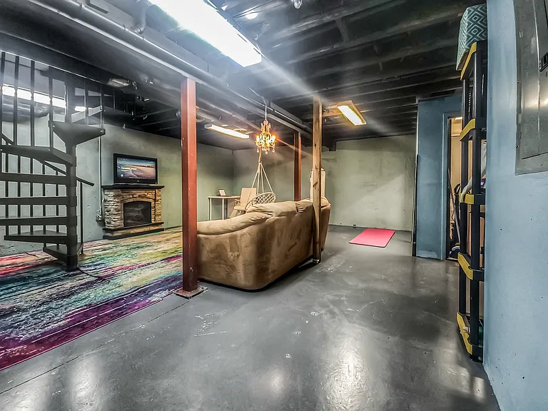 Unfinished basement (not included in listed square footage)