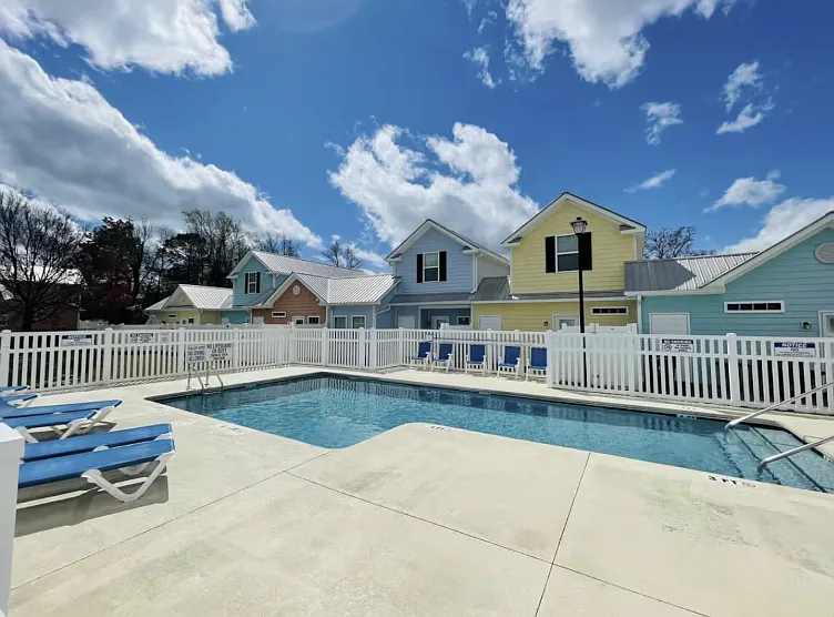 1900 Cassandra Ln #11 — Photo 6