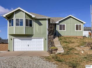 11412 Valley Dr, Blair, NE 68008