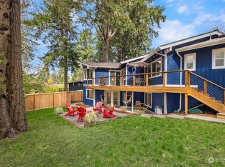 11680 Miller Rd NE, Bainbridge Island, WA 98110