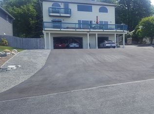282 Grandview Ave, Camano Island, WA 98282