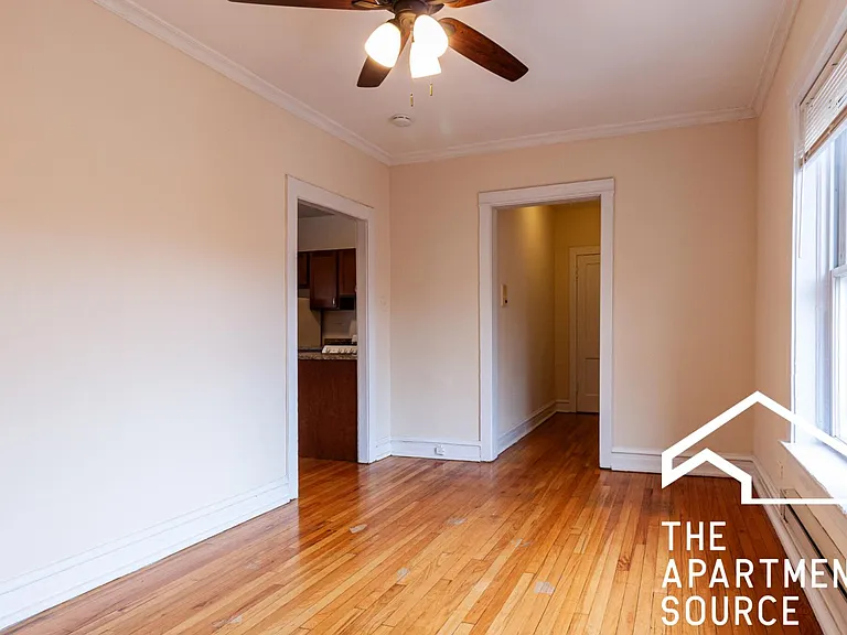 959 W Cornelia Ave #953-1B — Photo 5