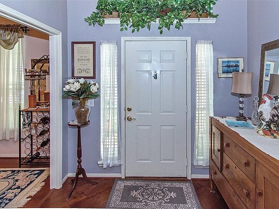 5th image of 6107 Kristen Park Ln