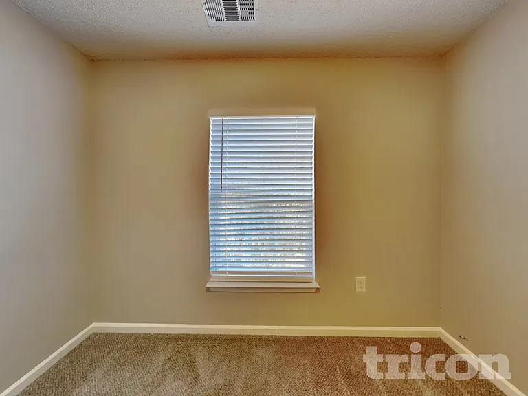 7310 Ravanna Dr — Photo 14