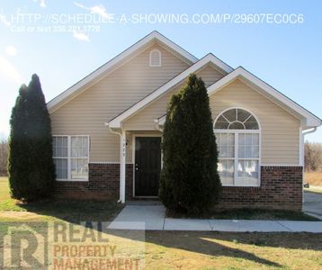 1223 Nealtown Rd, Greensboro, NC, 27405