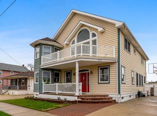 203 W Morning Glory Rd, Wildwood Crest, NJ 08260