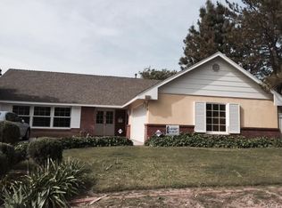 5532 Peacock Ln, Riverside, CA 92505