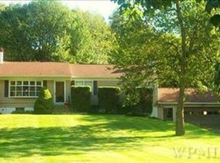 30 Vail Rd, Poughkeepsie, NY 12603