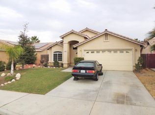 10653 Aster Cir, Armona, CA 93202