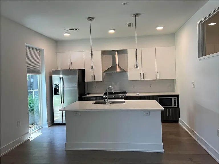 775 Juniper St NE #234 — Photo 33