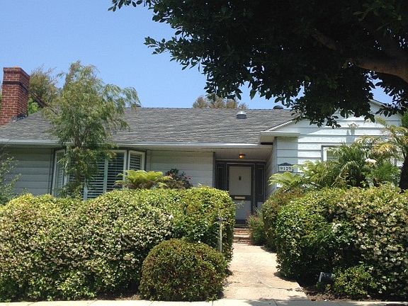 2nd image of 9129 Sawyer St
