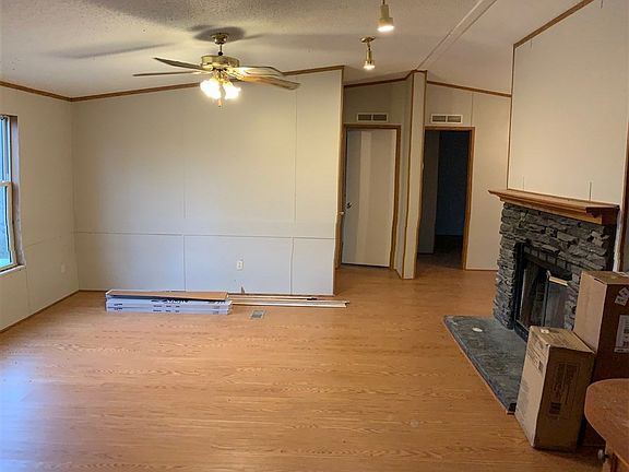 3rd image of 8003 N Highway 261