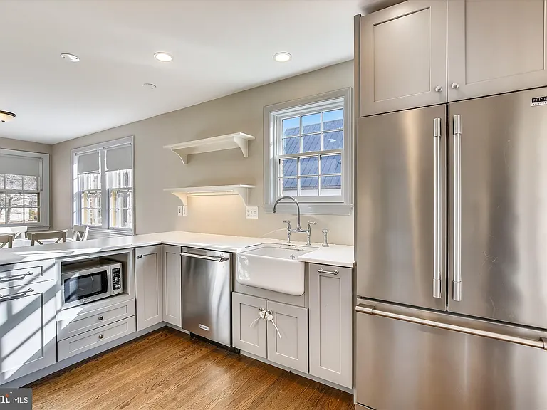 10202 Frederick Ave — Photo 13