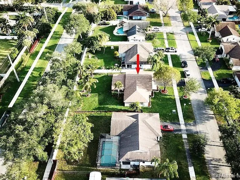 4804 SW 118th Ter — Photo 15