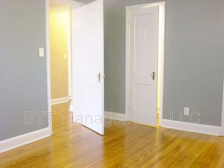 8405 Greenwood Ave #3 — Photo 19