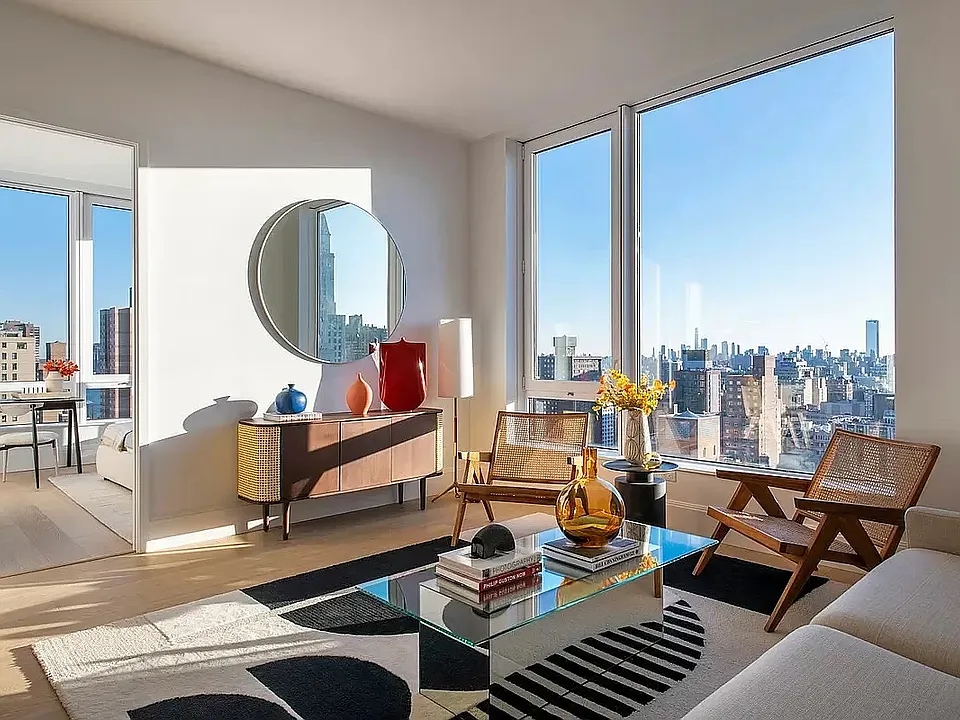 368 3rd Ave #21B