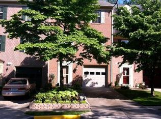 9346 McCarthy Woods Ct, Burke, VA 22015
